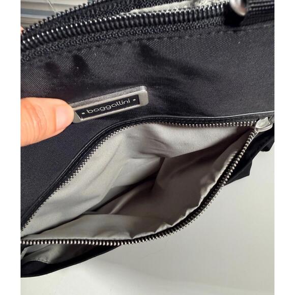 Baggallini Jessica Convertible Tote Backpack Black - Picture 4 of 9